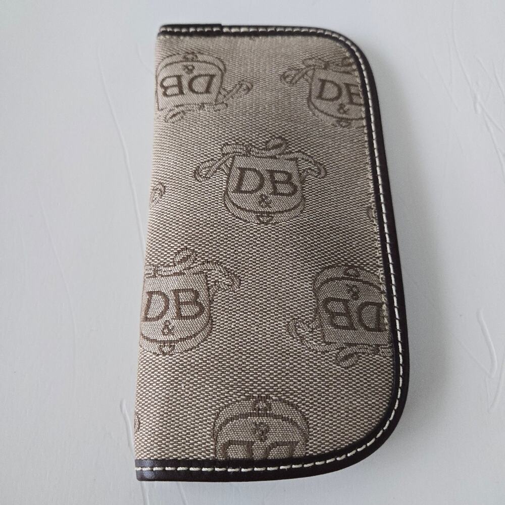 Dooney & Burke sunglasses monogram canvas case‎